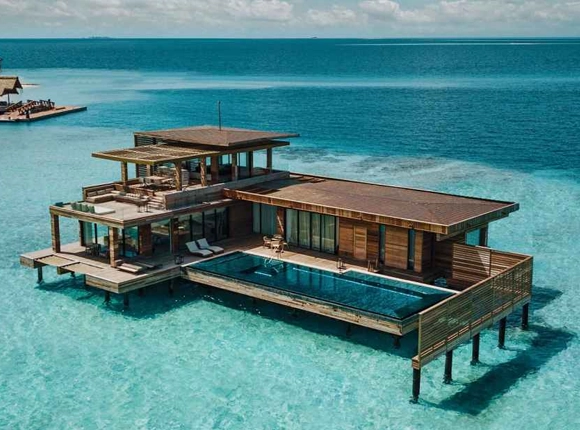 Overwater Bungalo